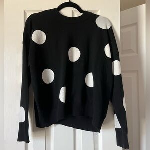 T TAHARI Pullover Sweater. Black with Big White Polka Dots. Size M.
